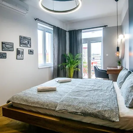 Center Terrace With Ac By Kovee Apartment