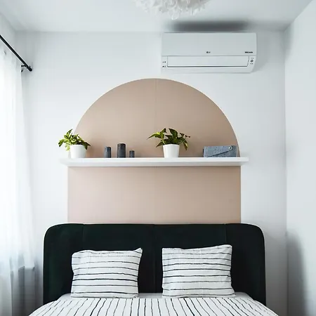 Elegant Terrace - Heart Of Old Town * Братислава