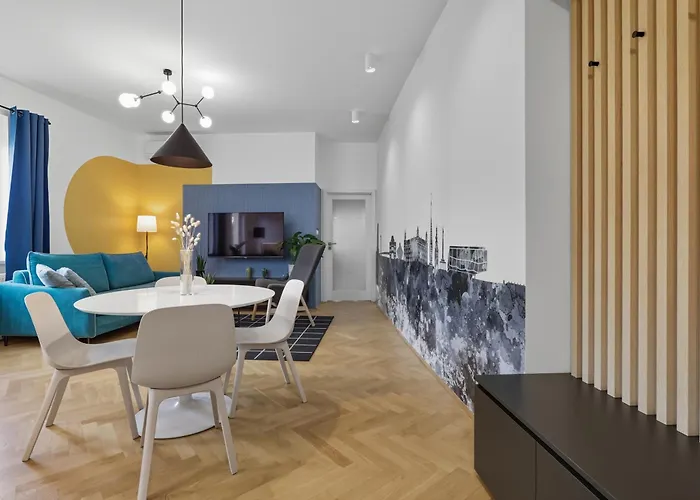 Elegant Terrace - Heart Of Old Town