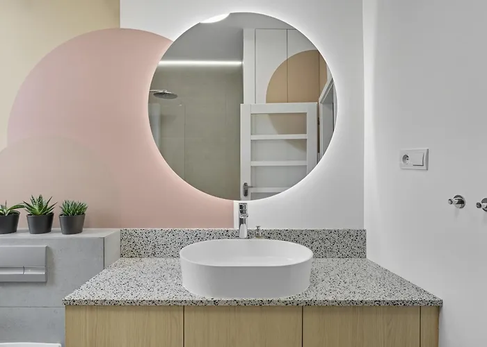 Elegant Terrace - Heart Of Old Town