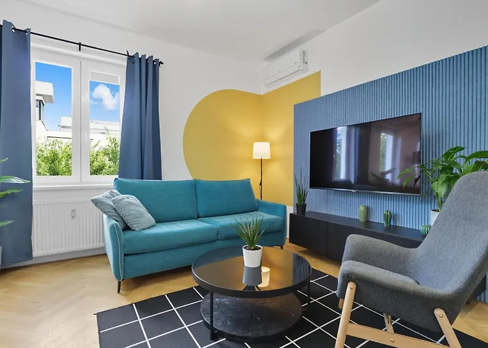 Elegant Terrace - Heart Of Old Town