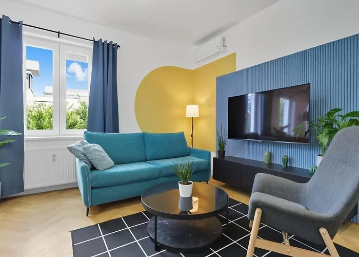 Elegant Terrace - Heart Of Old Town