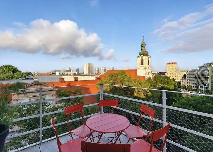 Elegant Terrace - Heart Of Old Town
